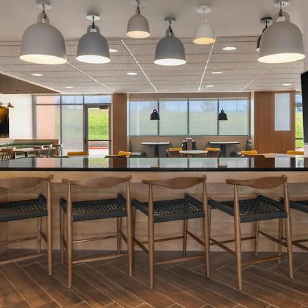 Fairfield By Marriott Inn & Suites Kansas City At The Legends Eksteriør billede